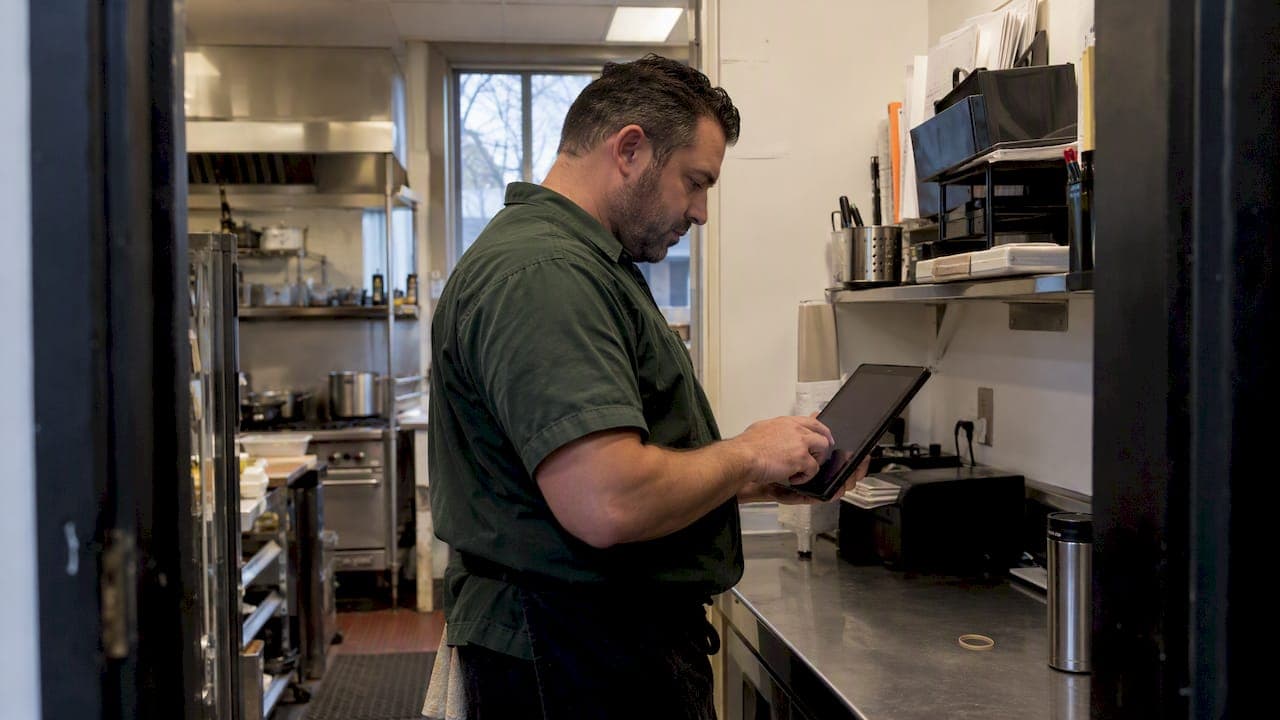 20 Items First: A Weekly Ordering Cadence for Restaurants